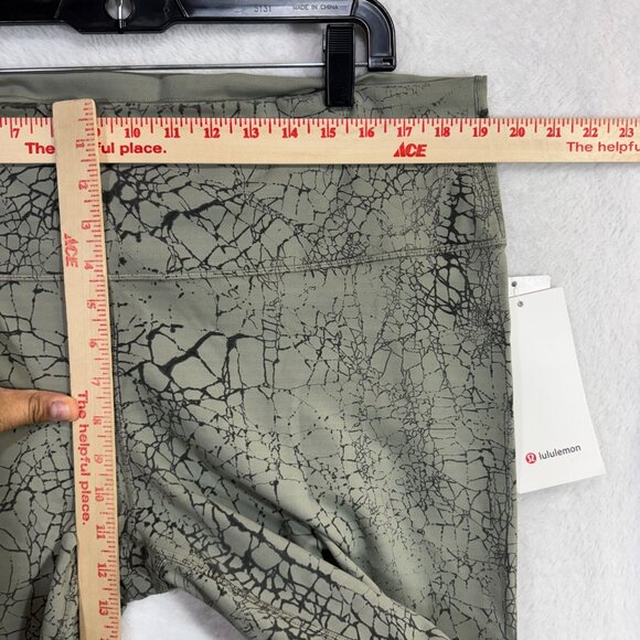 NWT Lululemon 20 Wunder Train High Rise 25" Capri Leggings Sage Crackle Dye Yoga - Picture 10 of 12